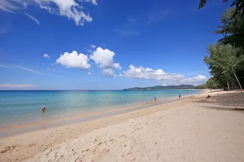 Amora Beach Resort Phuket in ตำบลเชิงทะเล — foto 2