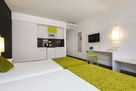 Aparthotel Kn Columbus in Arona, foto 6