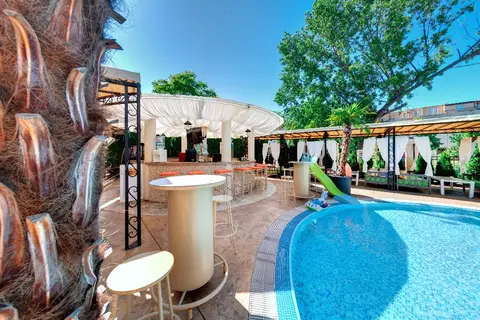 Hotel Avenue Deluxe in Несебър — foto 9