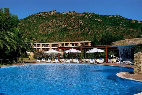 Is Molas Resort in Pula — foto 2