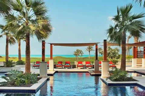 The St. Regis Saadiyat Island Resort in Saadiyat Island, Abu Dhabi — foto 20