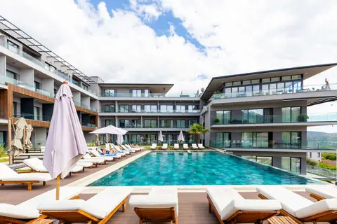 Royal Blue Resort & Residences in Kotor