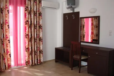 Elena Suites in Ορνός — foto 25
