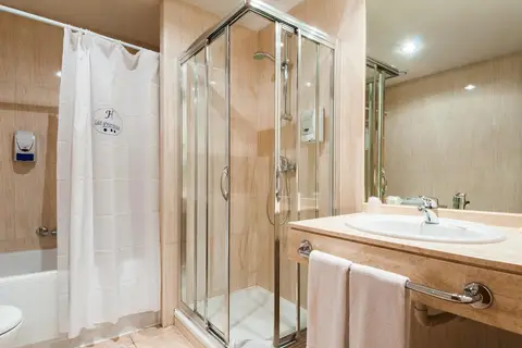 Hotel Las Provincias in Fuenlabrada — foto 7