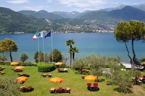 Park Hotel Casimiro Village in San Felice del Benaco — foto 25