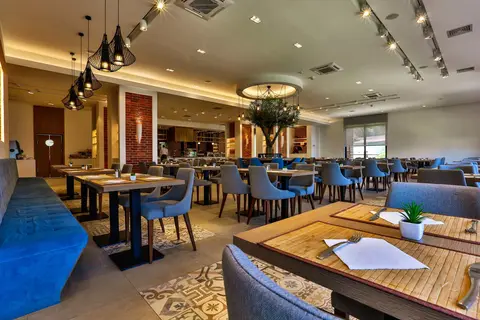 Radisson Resort Ruza Vjetrova in Bar — foto 8