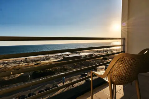 Hotel TRYP by Wyndham Lisboa Caparica Mar in Costa da Caparica — foto 4