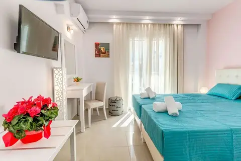 Palotel Luxury Hotel in Γουβιά — foto 15