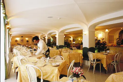Hotel Solemare Beach & Beauty Spa in Ischia — foto 10