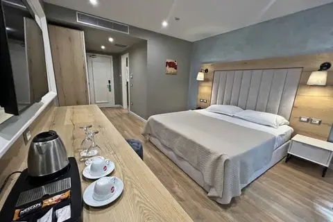 Sandy Beach Resort in Golem — foto 3