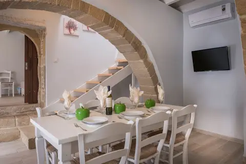 Spilia Village in Σπηλιά — foto 24