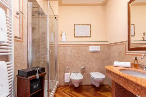 Villa Sostaga Boutique Hotel in Gargnano — foto 12