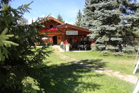 Baita Dolomiti Village in Sarnonico — foto 4