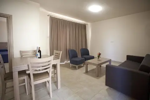 The Macronissos Holiday Village in Ayia Napa — foto 16