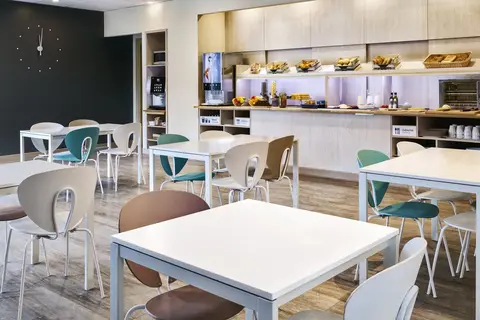 B&B HOTEL Madrid Las Rozas in Las Rozas — foto 9
