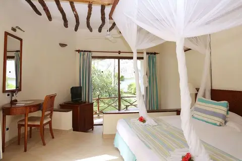 Sultan Sands Islands Resort in Kiwengwa — foto 5