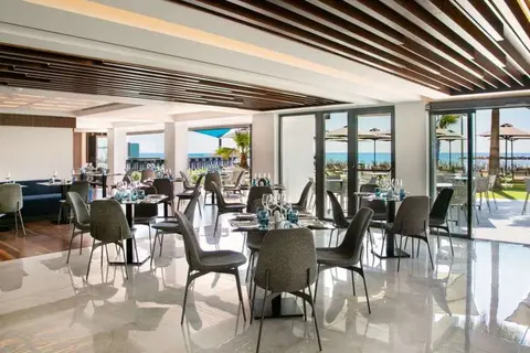 Mercure Larnaca Beach Resort in Ορόκλινη — foto 15