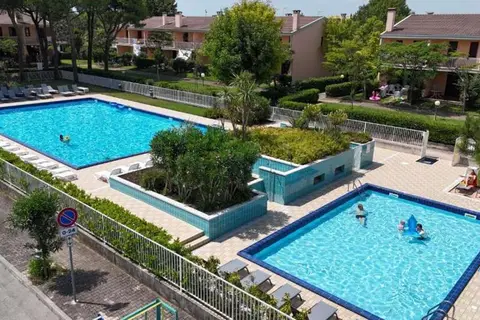 Villaggio dei Fiori in Rome, foto 2