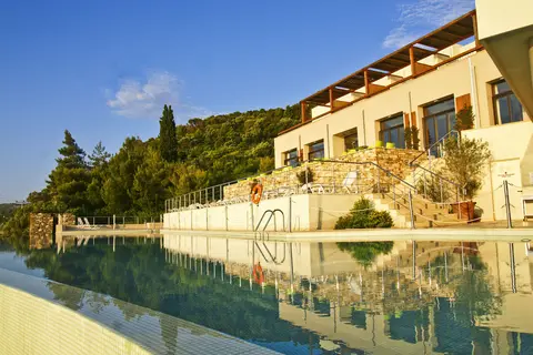 Kymi Palace in Αλιβέρι — foto 10