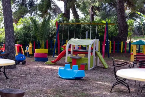 Porfi Beach Hotel in Νικήτη — foto 9
