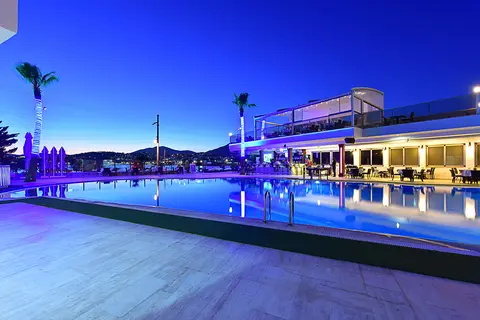 Tropicana Beach Hotel in Bodrum — foto 2