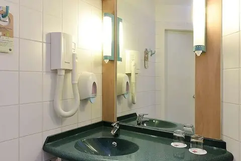 Ibis Budapest City in Boedapest, foto 11