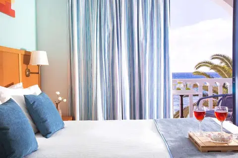 Sunshine Hotel in Thira Municipal Unit, foto 28
