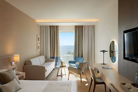 Mediterranean Beach Hotel in Agios Tychonos — foto 18