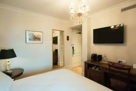 Ebel Boutique Hotel Tirana in Tirana — foto 5