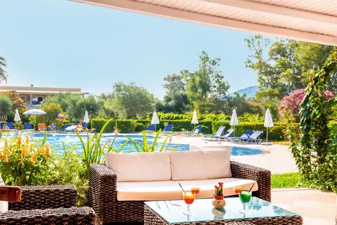 Serena Hotel in Δημοτική Ενότητα Μελιτειέων — foto 2