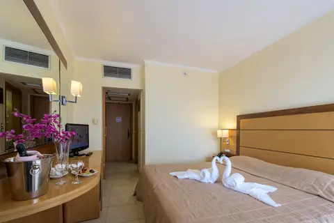 Manousos City Hotel in Rhodos — foto 25