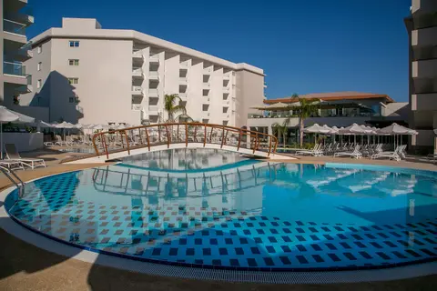 Vangelis Hotel & Suites in Παραλίμνι — foto 19
