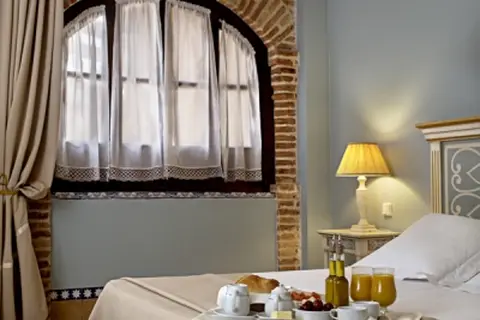 Alcazar De La Reina in Carmona — foto 5