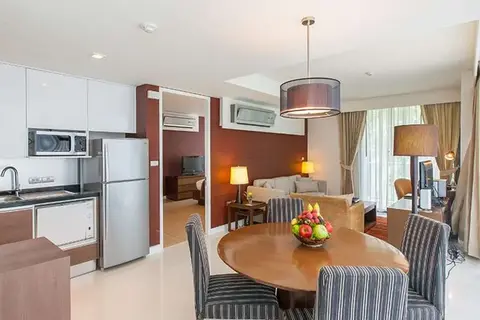 Oakwood Residence Sukhumvit 24 in Bangkok — foto 12