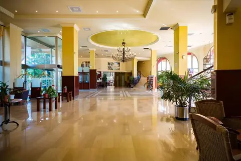Ohtels la Hacienda in Vila-seca — foto 8