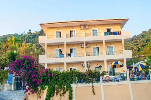 Alonakia in Άγιος Γόρδιος — foto 18
