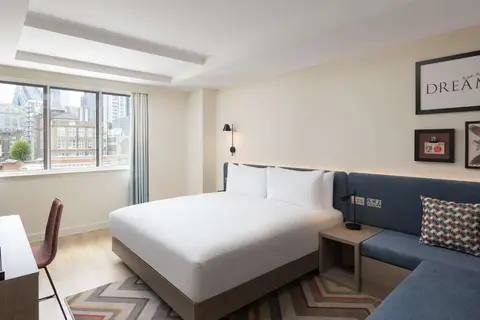 Hampton by Hilton London City in Londen — foto 2
