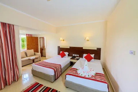 Golden Beach Resort in Al Ahia' — foto 14