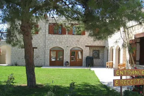 Paradisos Hills Hotel in Lysos — foto 5
