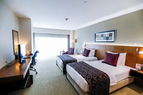 Crowne Plaza Harbiye in Fatih — foto 17