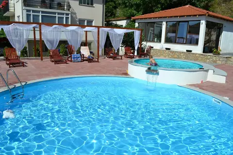 Basoski Apartments in Pestani — foto 7