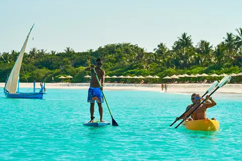 The Barefoot Eco Hotel in Dhaalu Atoll — foto 4
