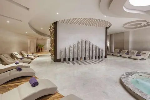 Kaya Palazzo Resort & Casino in Karaoğlanoğlu — foto 11