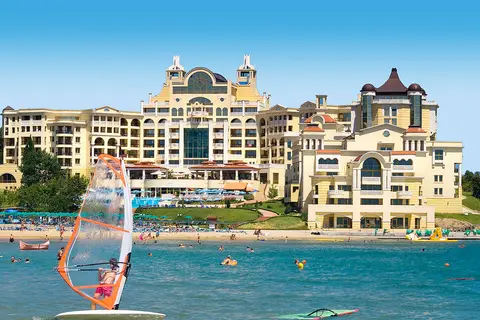Marina Royal Palace Hotel in Флора — foto 17