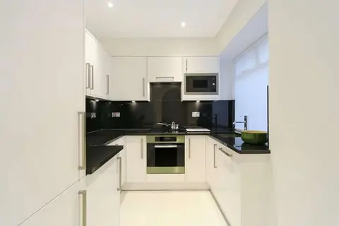 Queensgate Court Appartementen in Londen, foto 25