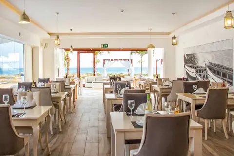 Hotel LIVVO Budha Beach in Santa Maria — foto 7