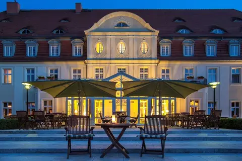 SCHLOSS Fleesensee in Goehren-Lebbin — foto 2