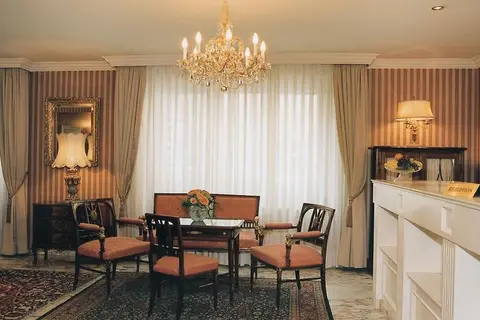 HENRI Hotel Wien Siebterbezirk in Wenen — foto 2