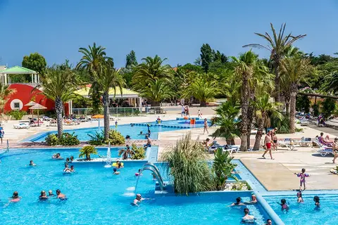 Camping L Oasis & California in Le Barcarès