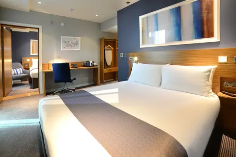 Travelodge Plus Dublin City Centre in Dublin — foto 17